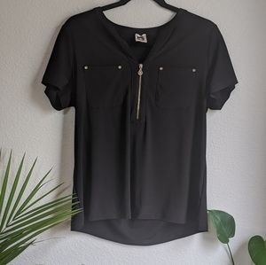 Anne Klein black top with zipper. 🌙